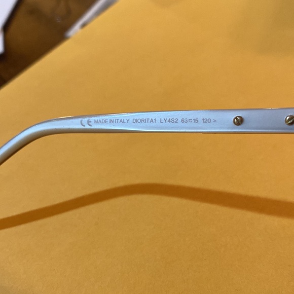 Dior classic sun shade in excellent condition - Picture 4 of 6